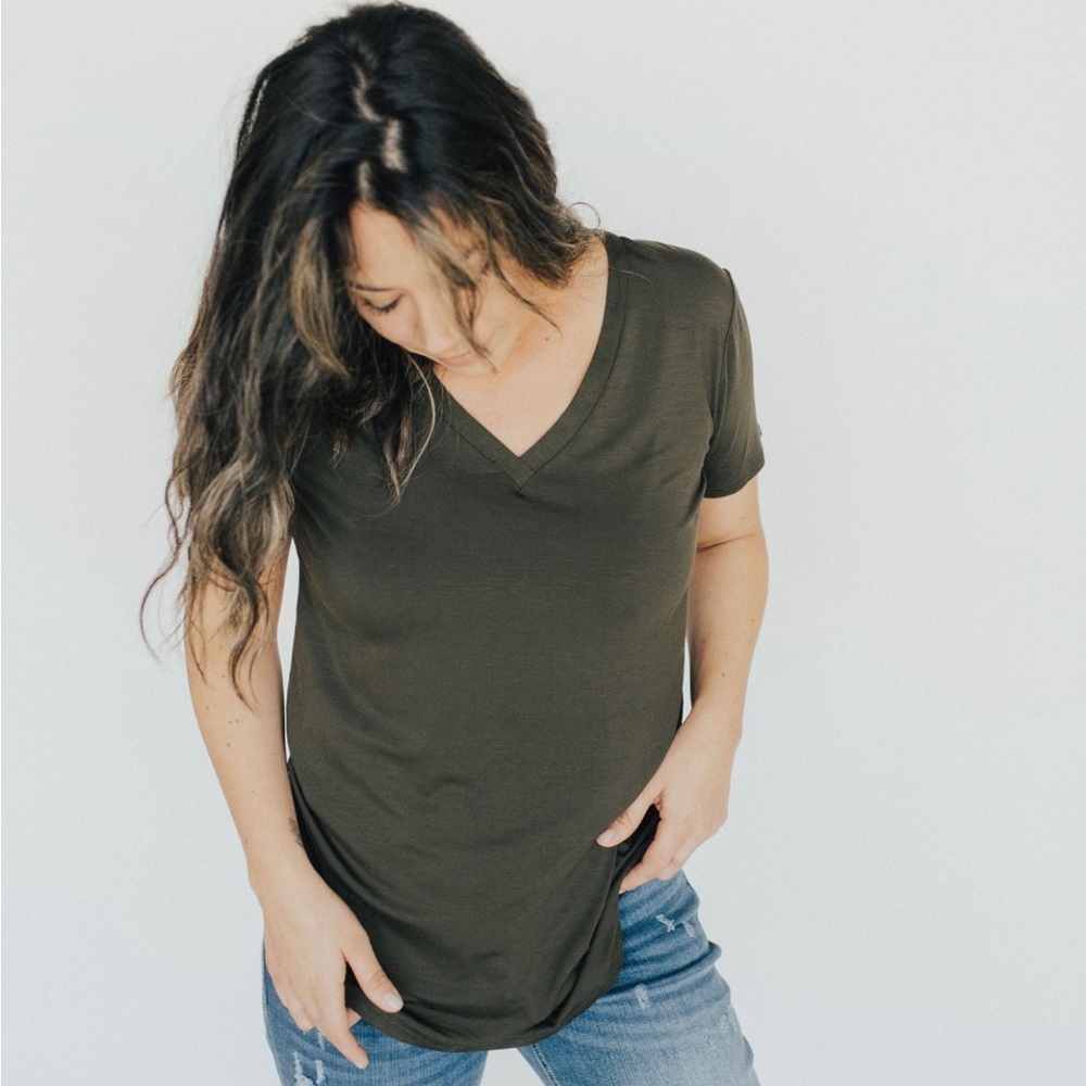 Carly Jean Los Angeles Olive Shirt XL